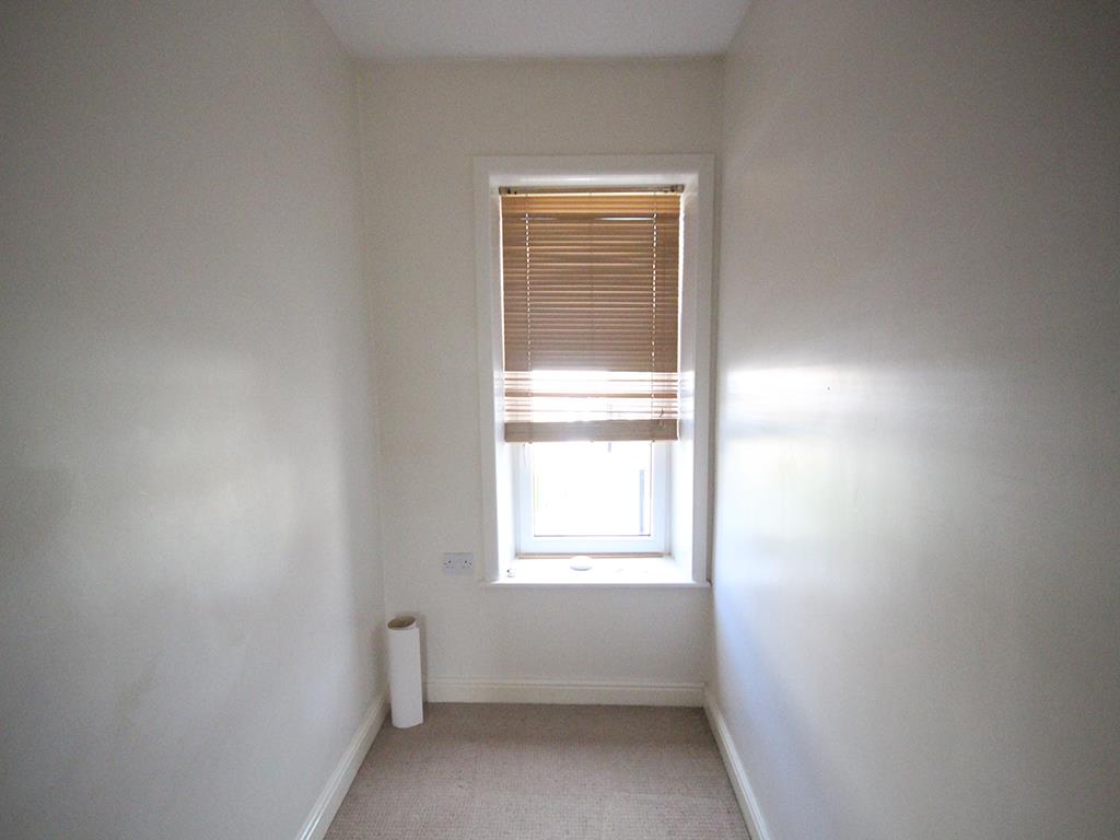 3 bedroom end terrace house Let Agreed in Earby - IMG_2255.jpg